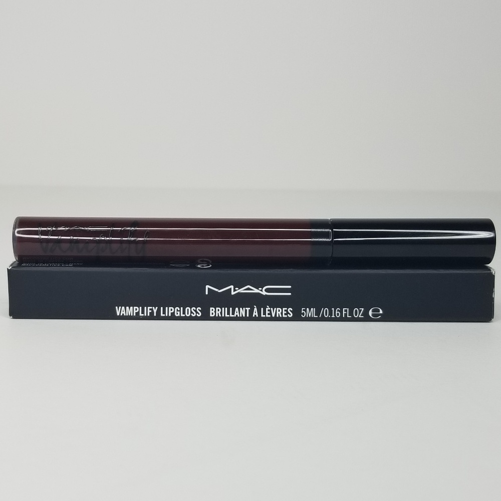 MAC Cosmetics Vamplify Lipgloss (Modern Drama)